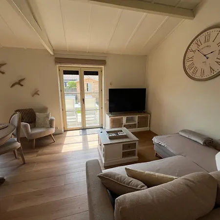 Tatil Evi Myfa Beachcottage Zeewind Ii 243